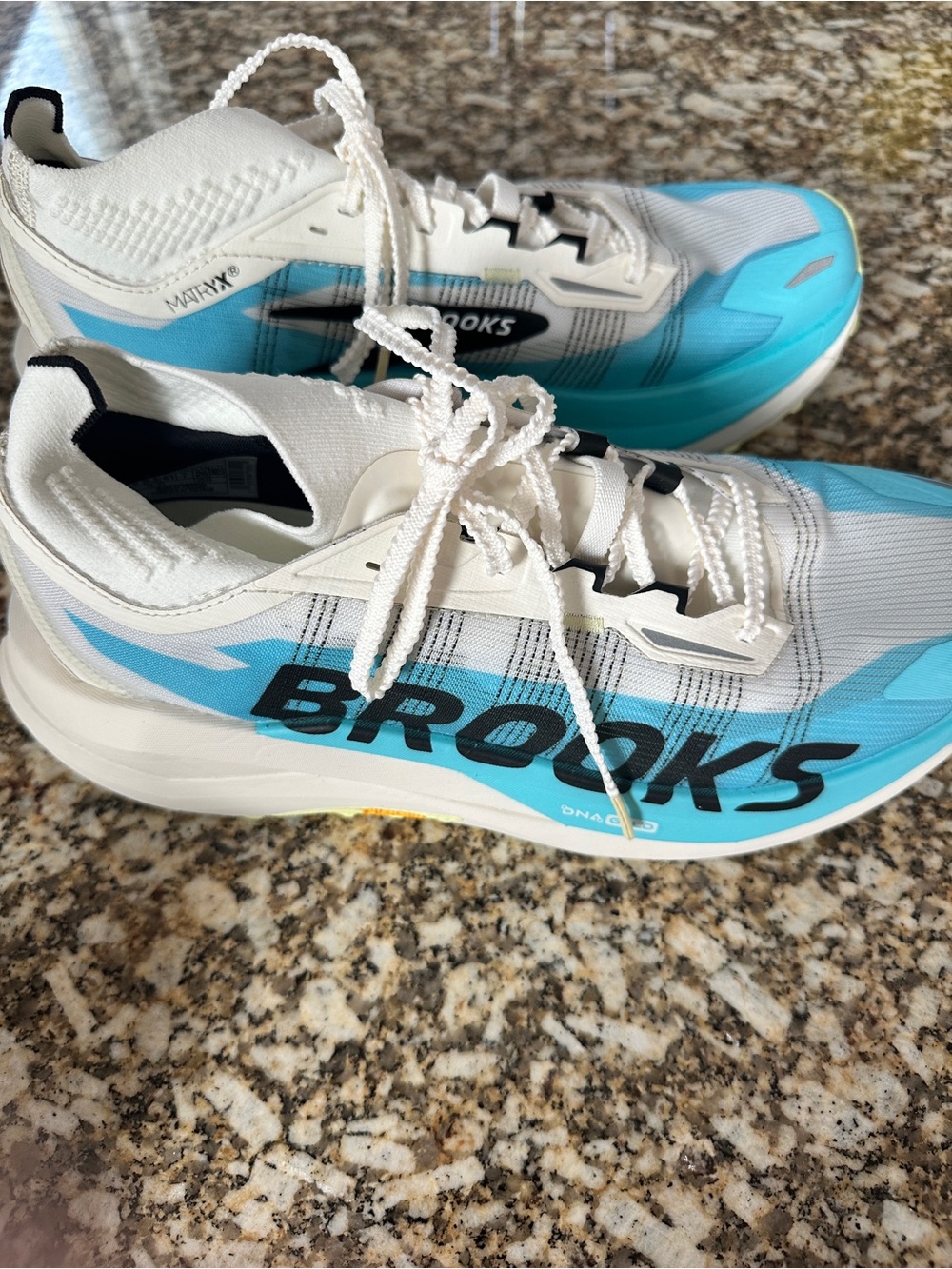 Brooks Unisex Cascadia Elite - Picture 6 of 8